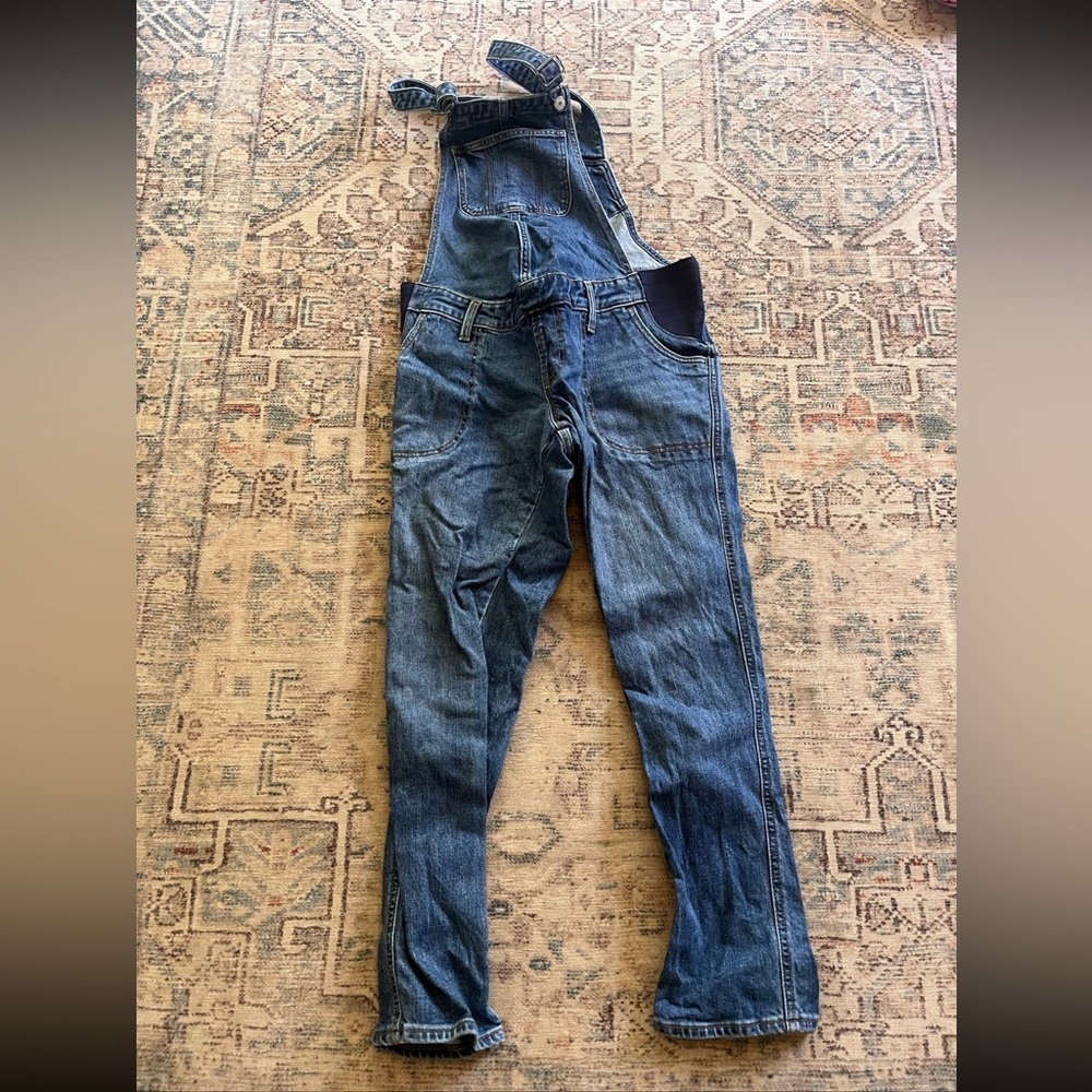 Maternity overalls